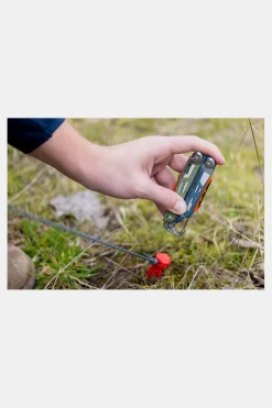 Leatherman Signal