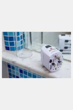 S-Kross Pro World Travel Adapter. With Ground Plugs 7.0 Amp, Wereldstekker